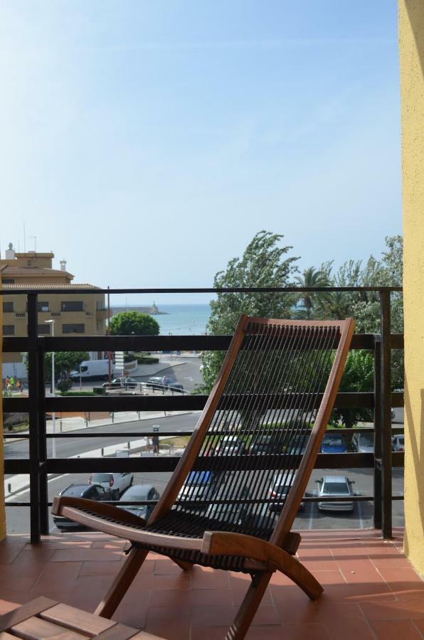 Primera Linea En Playa Sur. Plaza Constitucion Peniscola Exterior photo